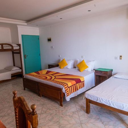 Amaya Beach Hotel Dikwella Exterior foto